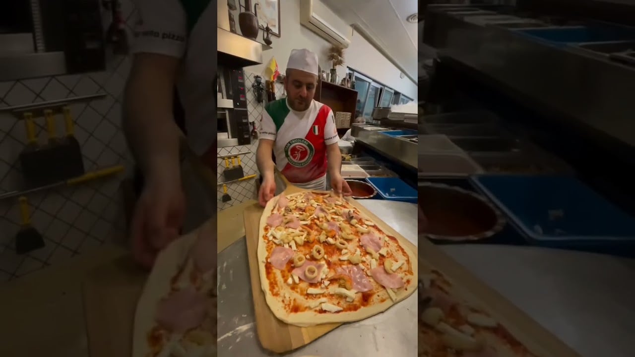 #best #pizzaiolo #chef #napolitana #the #world #pizza #food #italy