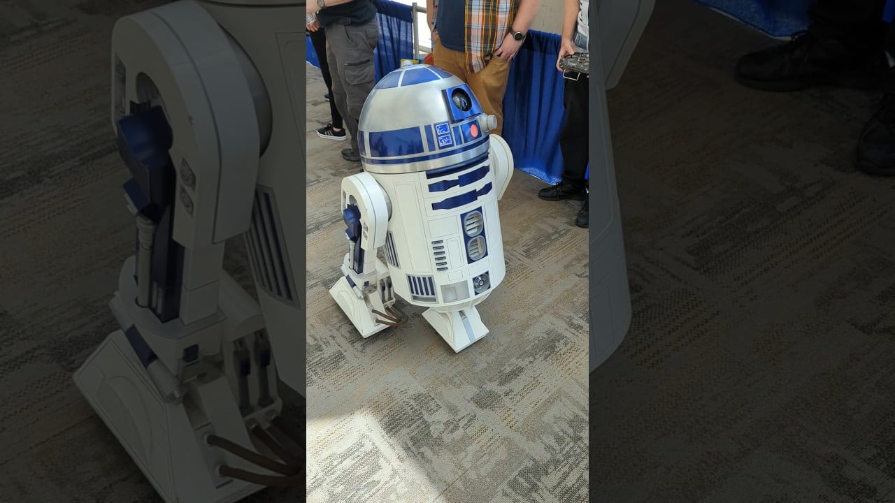 Huge RC R2-D2 at San Diego Comic Con 2024 #sdcc #starwars