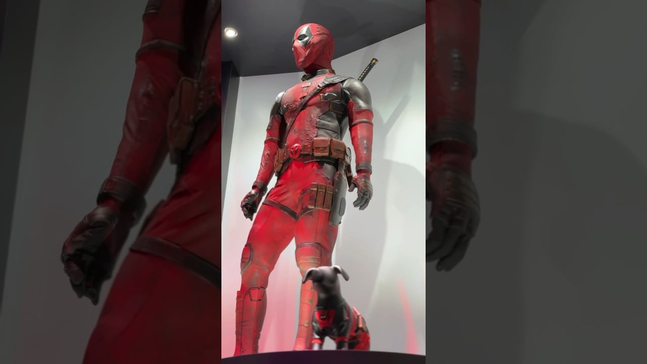 Deadpool and Wolverine SCREEN USED #shorts #deadpool #wolverine #sdcc #sdcc2024 #comiccon