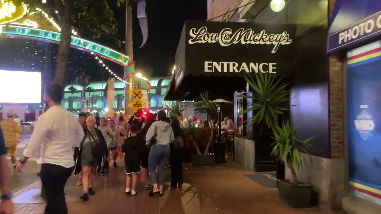 Gaslamp walkthrough, 2024 San Diego Comic-Con (July 26, 2024)