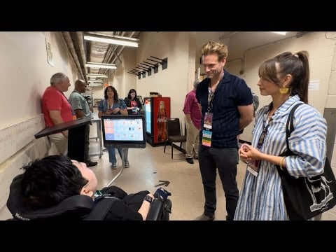 Ivan interviews Eric Johnson and Kristin Kreuk at Dragon Con 2024