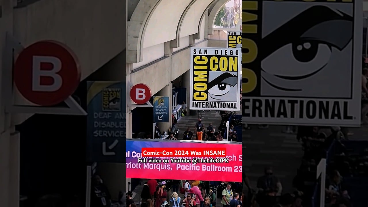 Wandering Around COMIC-CON