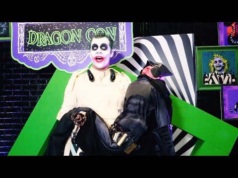 Fans React to Joker Parading Batman’s Corpse around The Con! Featuring DragonCon