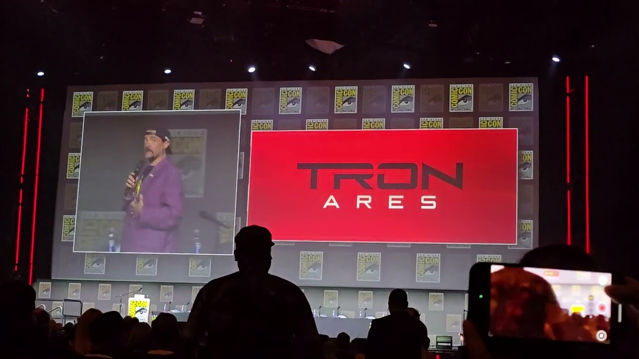 Tron: Ares San Diego Comic Con 2025 movie introduction by Kevin Smith Tron: Ares San Diego Comic Con 2025 movie introduction by Kevin Smith