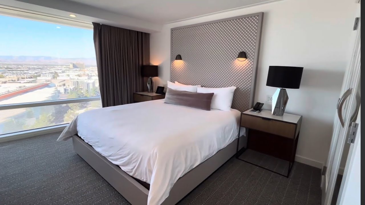 Aria Las Vegas – Corner Tower Suite – Panoramic view