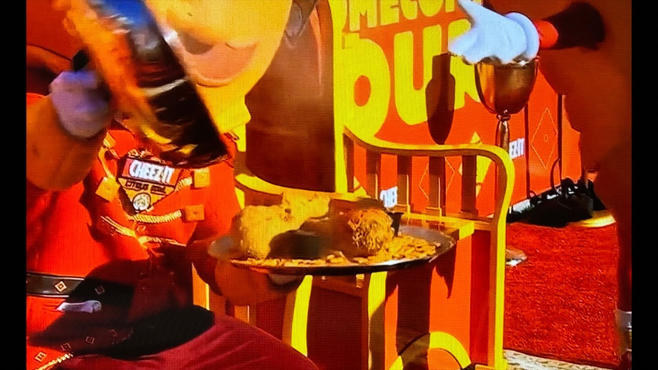 Awful-Looking Cheese-Encrusted Turkey Leg On 2025 Cheese It Bowl Michigan Vs. Texas