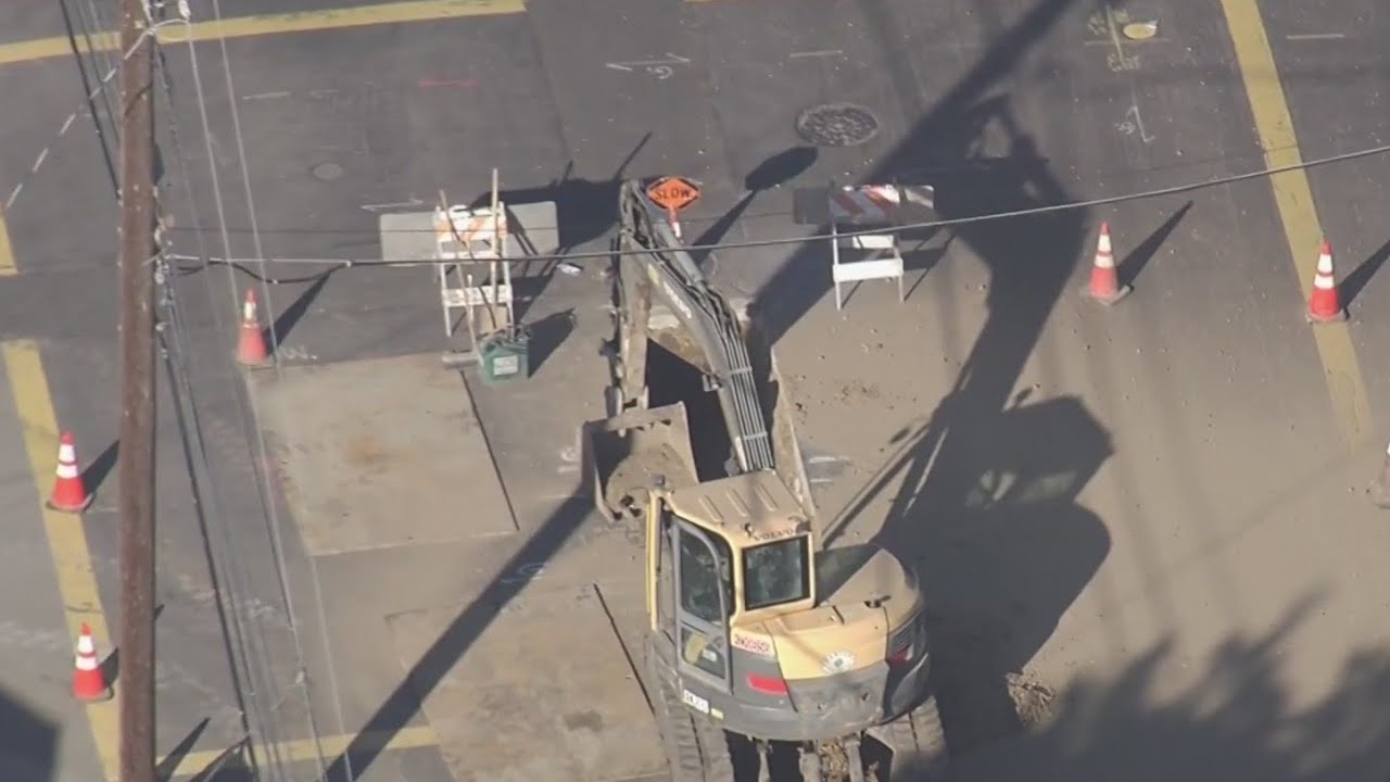 Alameda gas line ruptured, forcing evacuations, shelter-in-place warnings
