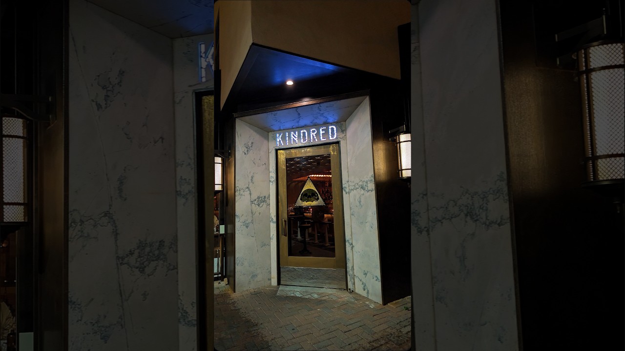 Our 1st visit to @barkindred a 100% vegan based #vegan #foodie #sandiego #reels #vlog