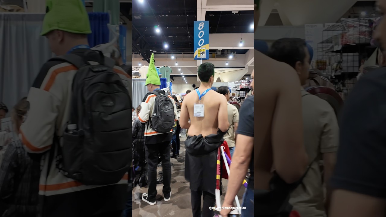 📦 SDCC 2025 Exhibit Hall Walk (Part 8 of 13)! Myriad Publications • Mystery Boxes • Raw Sound 🎧