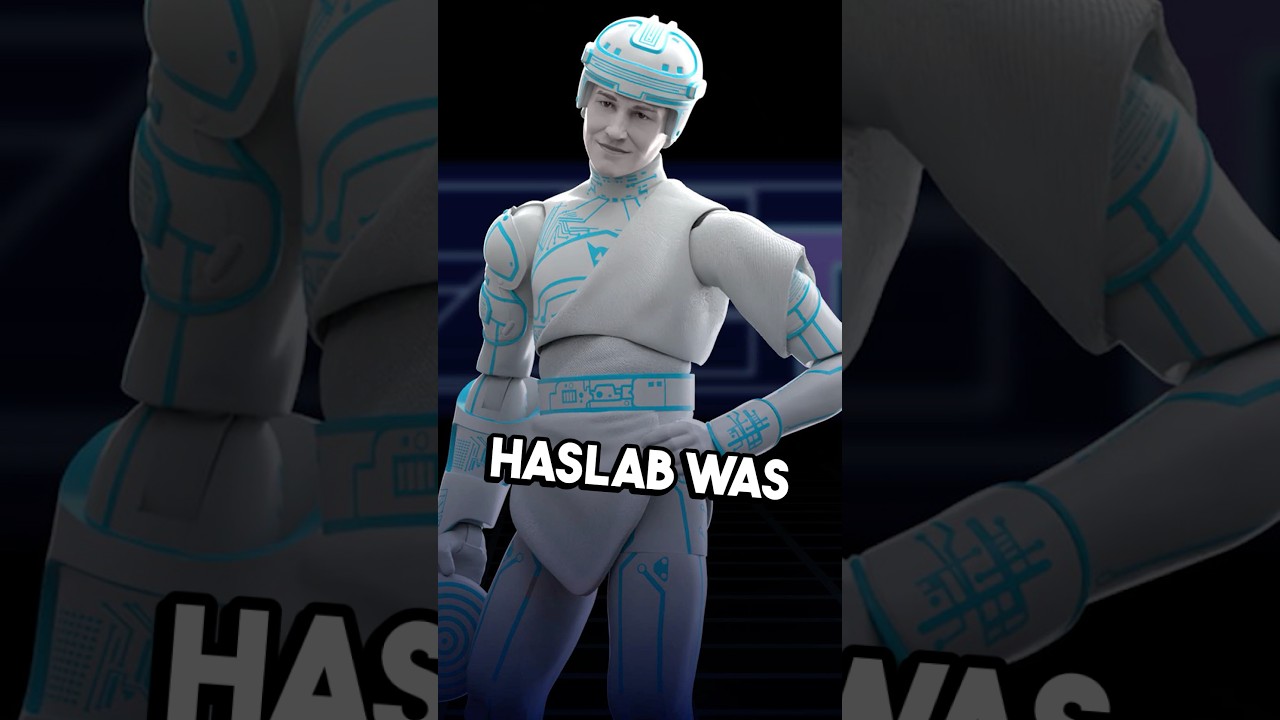 Hasbro debuted their 6” Tron Legacy action figures at SDCC… or was it last month? What even is time?