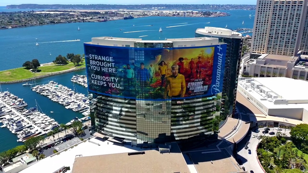 2025 Comic Con Star Trek Hotel Installation
