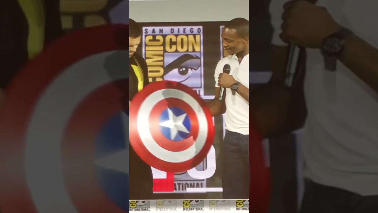 Falcon (Anthony Mackie) & Winter Soldier (Sebastian Stan) pass the Shield to applause! 👏 🇺🇸