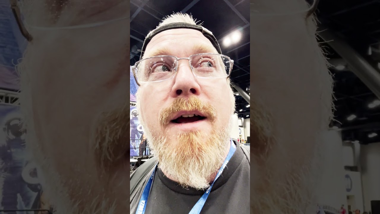 How to Survive a Convention! #comicpalooza #convention #comedy