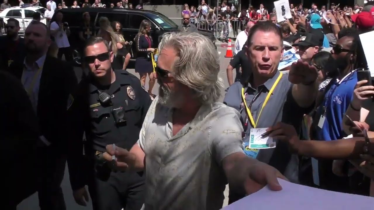 Jeff Bridges outside Conan O’Brien’s Comic Con Special at Spreckles Theatre in San Diego