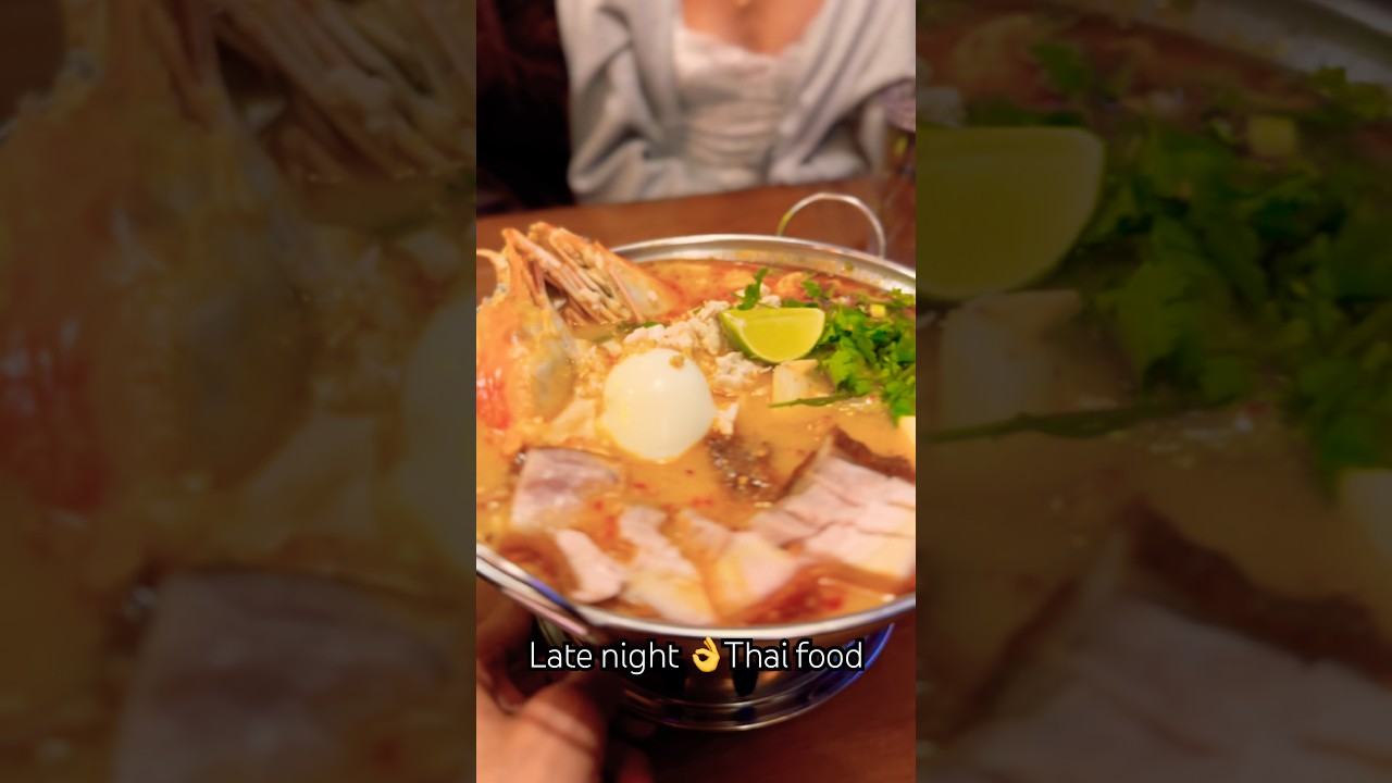 Late night 🌙 Thai food 🌶️ San Diego🌴