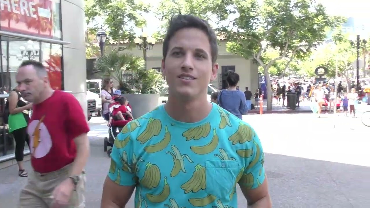 Mike C Manning talks about Teen Wolf finally while at San Diego Comic Con in San Diego Mike C Manning talks about Teen Wolf finally while at San Diego Comic Con in San Diego