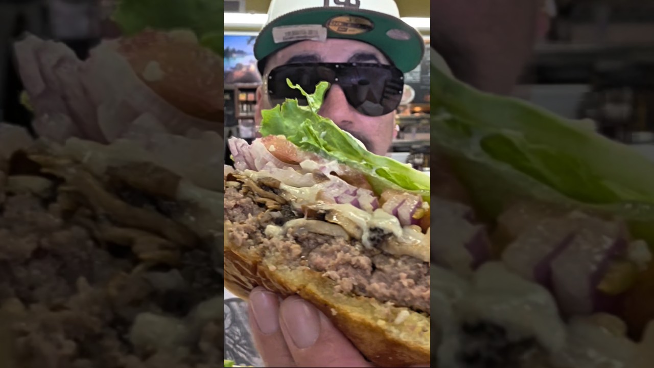 San Diego Best Spots-Trying The Mushroom Burger From El Cajon Bistro