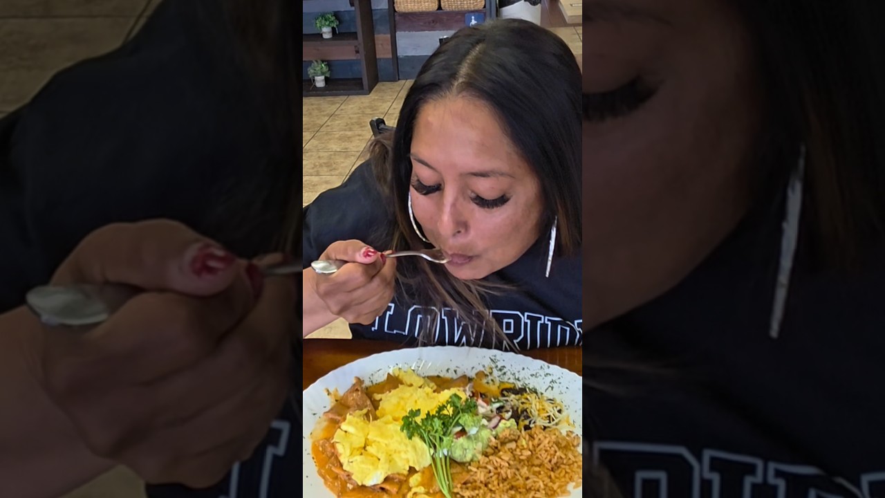 San Diego Best Spots-Violet Tries The Chipotle Chilaquiles 🤔