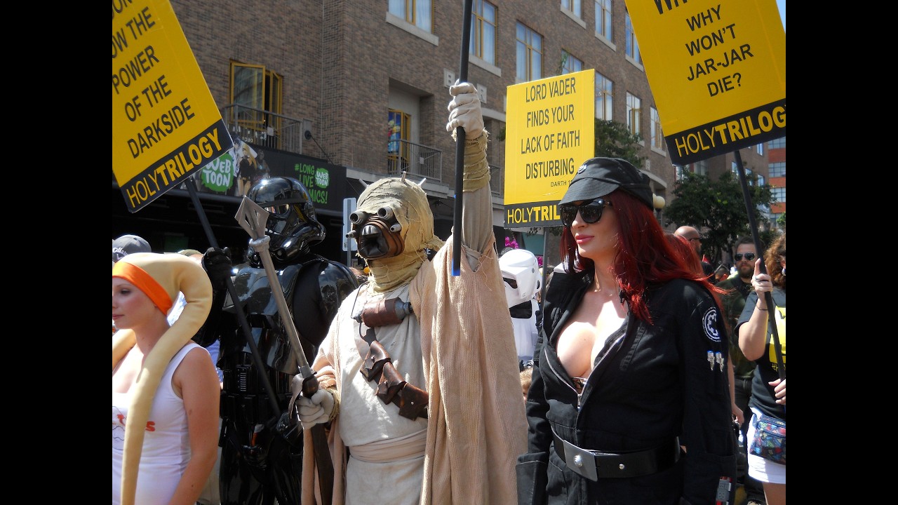 SDCC 2015: Star Wars Cosplayers Strike Back | Send In The Clones | Part 2