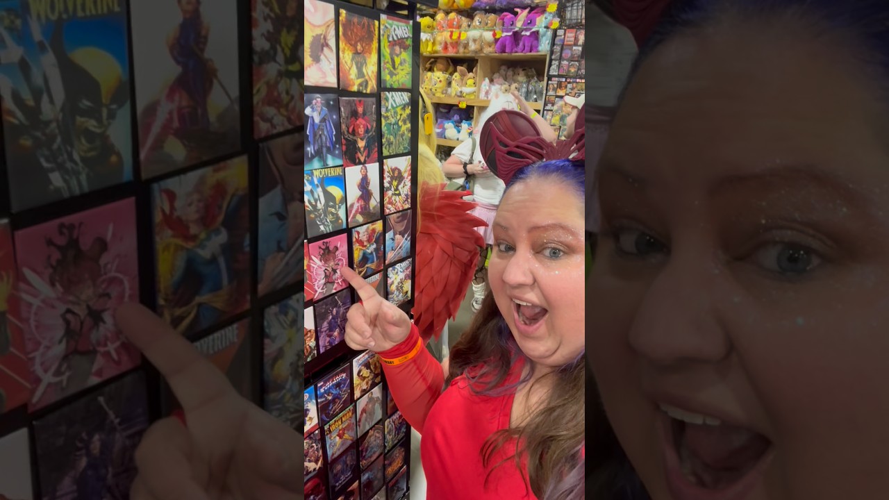 Shopping at comic con #motorcitycomiccon #jennthesupporter #earsforsupport