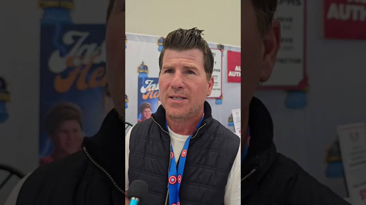 Jason Hervey (Wonder Years) Actor & TV Producer interview at Niagara Falls Comic Con. #chrispomay